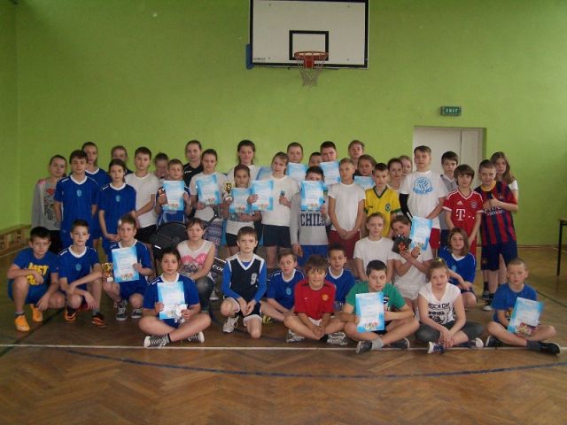 Międzyszkolne Zawody na ergometrze wioślarskim.